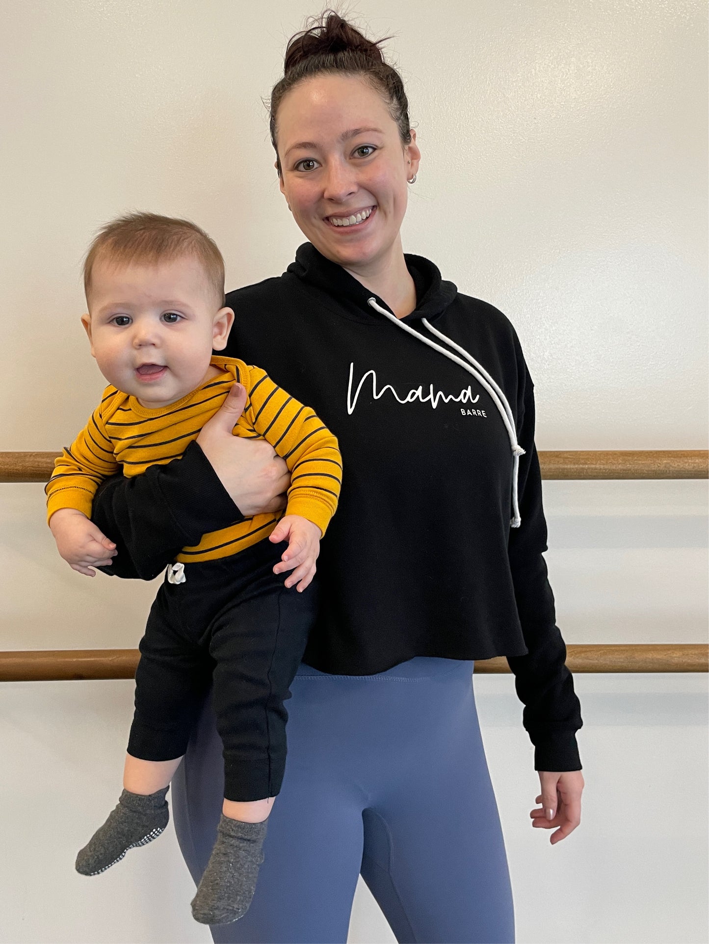 Mama Cropped Hoodies (Custom)